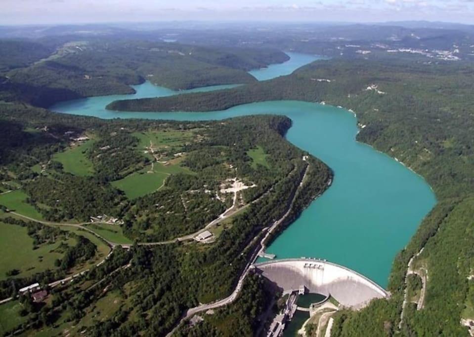 Gites Aux Granges Du Vilaret Clairvaux-les-Lacs Bagian luar foto